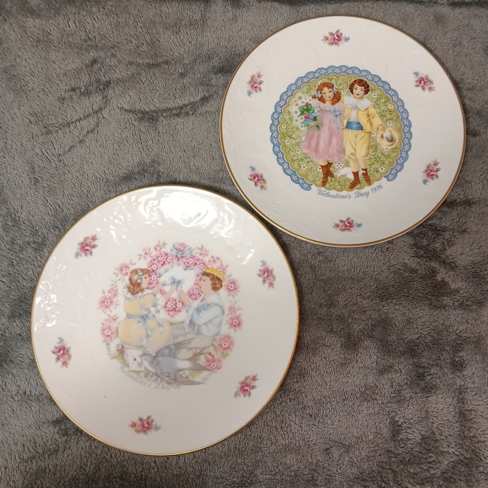 Vintage 1976 & 1977 Royal Doulton Valentine's Day Collector Plates